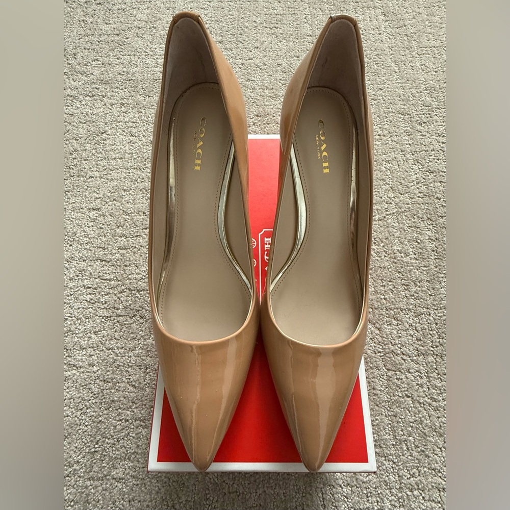 NWOT Coach Patent Leather Heels, 7.5